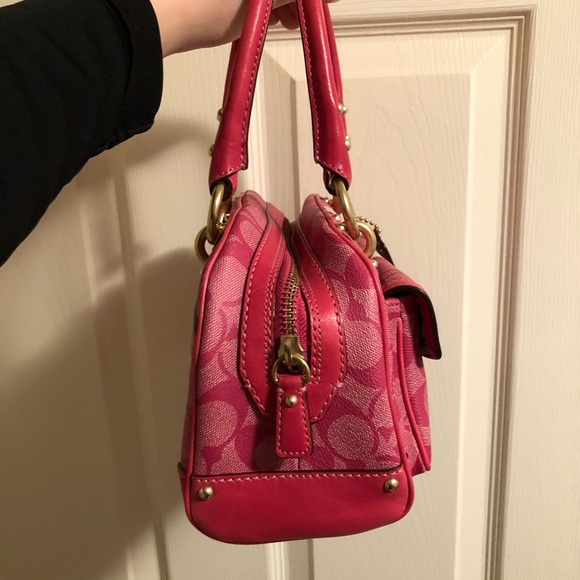 LIKE NEW Coach purse - Picture 3 of 4